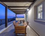 ferienwohnung-ducezio-ueberdachte-terrasse.jpg