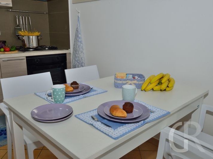 ferienwohnung-fillide-gedeckter-tisch.jpg