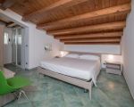 schlafzimmer.jpg