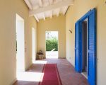 villa-ala-ueberdachte-terrasse.jpg