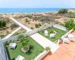 villa-amelia-garften-und-villa-mit-strand.jpg