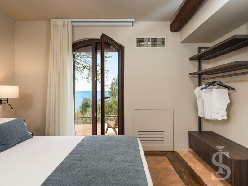 villa-continella-schlafzimmer.jpg