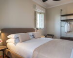 villa-continella-schlafzimmer-doppelbett-4.jpg