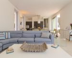 villa-federica-stilvoll-eingerichtetes-wohnzimmer.jpg