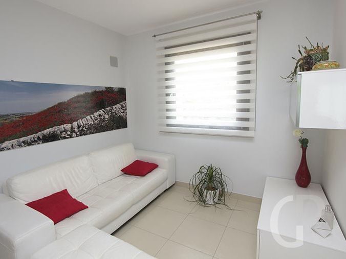 villa-flora-weisse-sofaecke.jpg