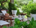 villa-laura-terrasse-an-der-kueche.JPG