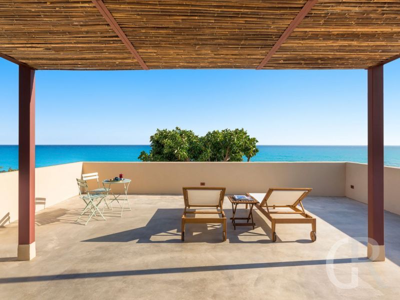 villa-magnolia-ueberdachte-terrasse.jpg