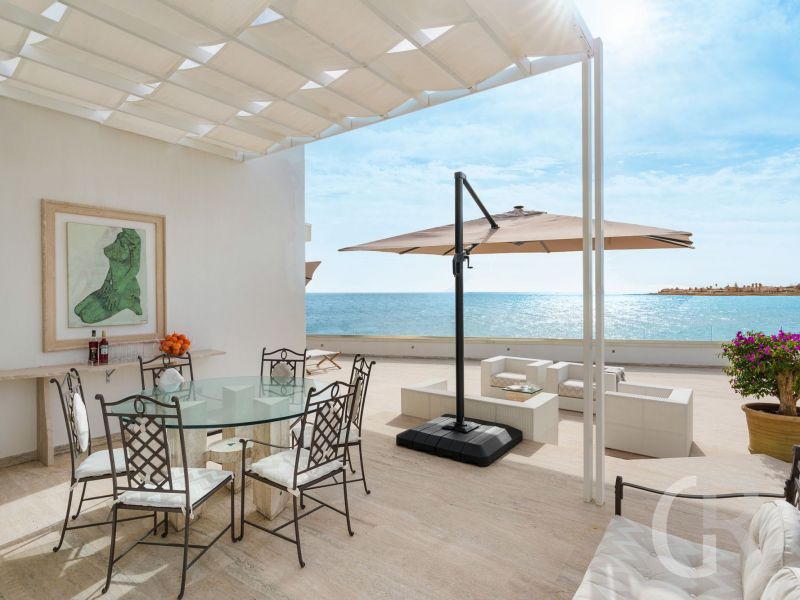 villa-mare-dentro-ueberdachte-terrasse.jpg