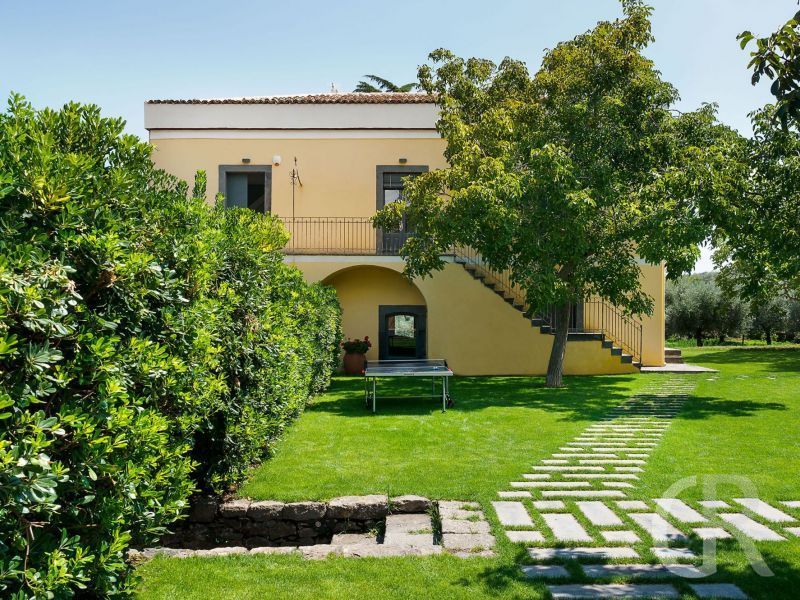 villa-nerello-ansicht.jpg