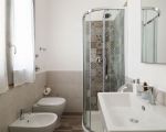 villa-pietra-del-sole-bad-mit-dusche.jpg