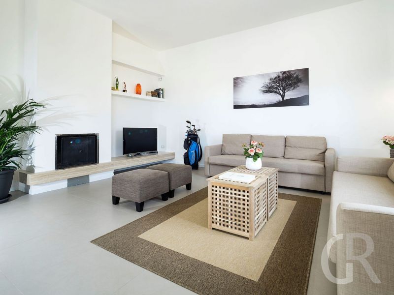 villa-rita-wohnzimmer.jpg