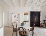 villa-ritrovato-essbereich-mit-schrank.jpg