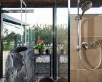 villa-viagrande-dusche-im-fitnessraum.jpg