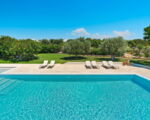 carrubi-schoener-pool.jpg