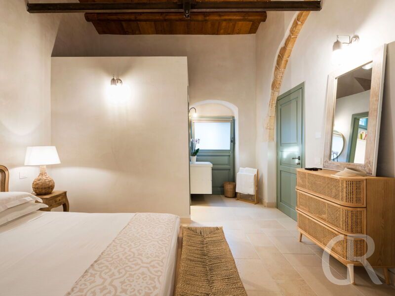 casa-ninetta-grosszuegiges-schlafzimmer.jpg