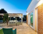 ferienhaus-baia-mar-ueberdachte-pergola.jpg