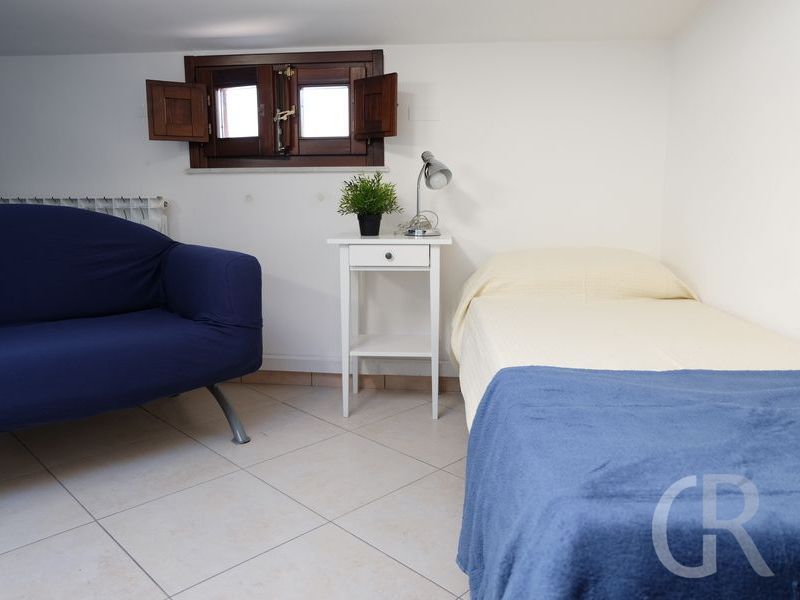 ferienwohnung-antonio-sofa-im-schlafzimmer.JPG