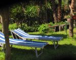 ferienwohnung-catania-liegestuehle.JPG