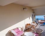 ferienwohnung-corrado-schoener-sitzplatz-auf-der-terrasse.jpg