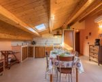 ferienwohnung-gioacchino-ess-wohnkueche.jpg