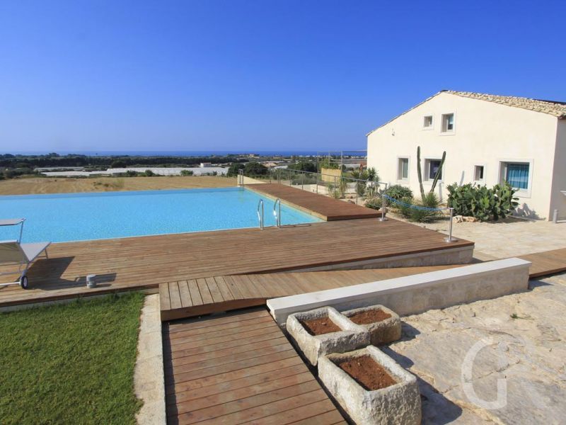 ferienwohnung-kaos-mit-pool.jpg
