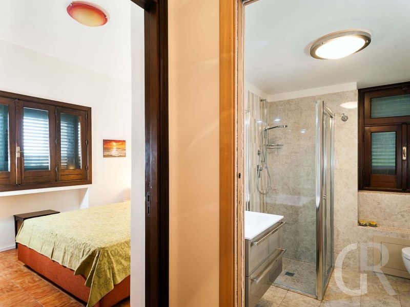 ferienwohnung-lampara-bad-und-schlafraum.jpg