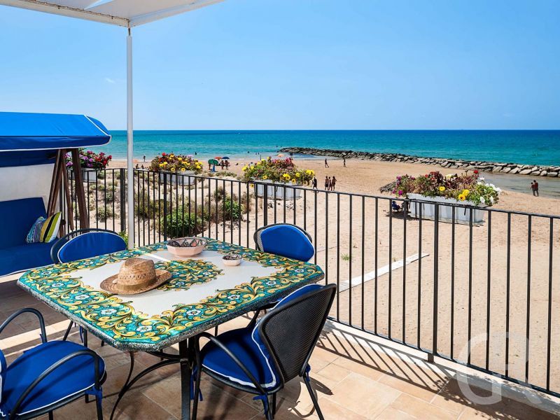 ferienwohnung-onda-blick-zum-meer.jpg