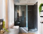 pigna-blue-bad-mit-dusche.jpg