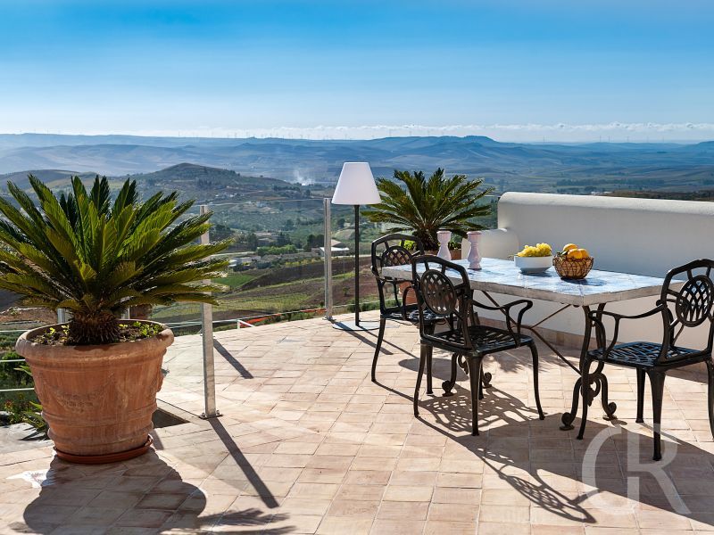 terrasse-mit-ausblick.jpg
