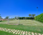 villa-anthea-kleines-fussballfeld.jpg