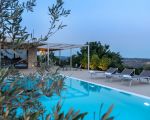 villa-auliva-grosser-pool.jpg