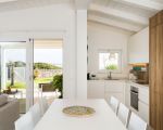 villa-azuela-wohnbereich-mit-esstisch.jpg