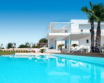 villa-blumarine-villa-und-pool.jpg