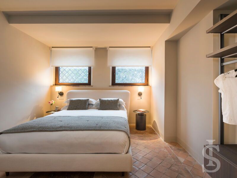 villa-continella-schlafzimmer-mit-doppelbett.jpg