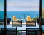 villa-coralia-esstisch-am-meer.jpg