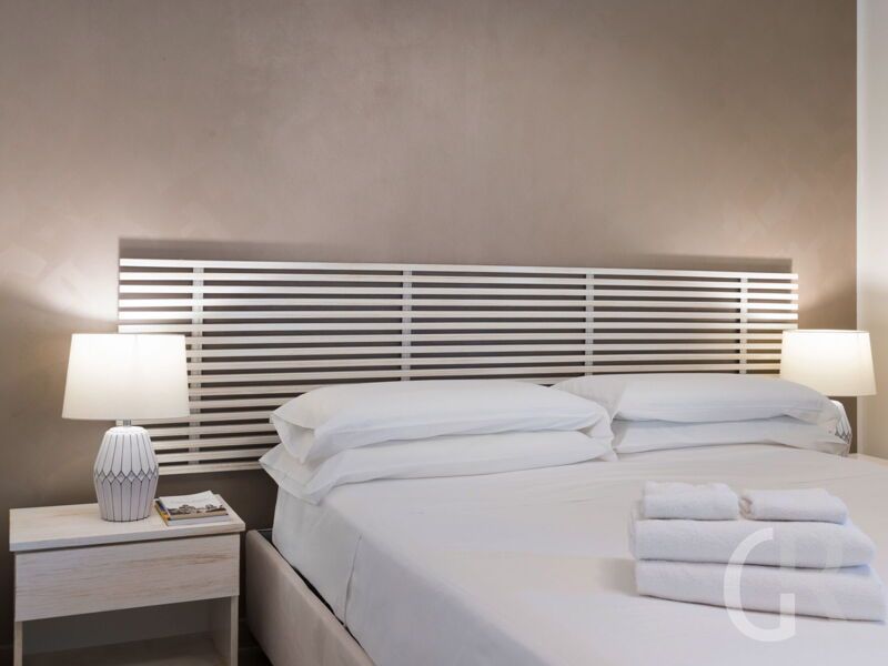 villa-del-mito-schlafzimmer-mit-doppelbett.jpg