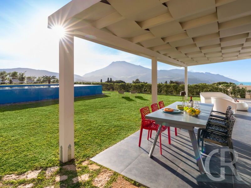 villa-dolce-vita-essbereich-im-freien.jpg