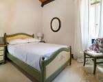 villa-gira-sole-schlafzimmer-mit-bett.jpg