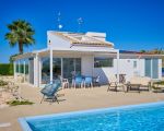 villa-ibla-sonnenterrasse-am-pool.jpg