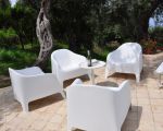 villa-laura-sitzmoebel-am-pool-zum-relaxen.JPG