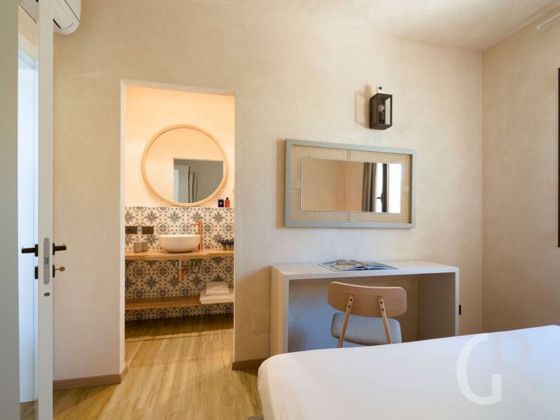 villa-magnolia-schlfazimmer-mit-durchgang.jpg