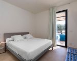 villa-passo-salina-schlafzimmer-und-terrasse.jpg