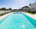 villa-rita-schwimmbad-und-terrasse.jpg