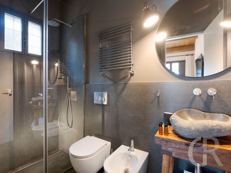 villa-ziguli-badezimmer.jpg