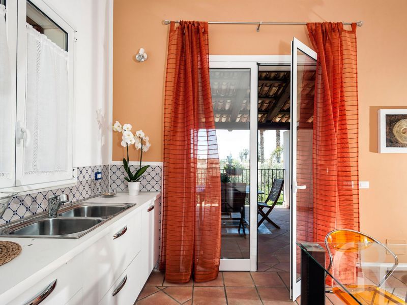 casa-marsala-2-kuechenzeile.jpg