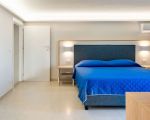 ferienhaus-mare-del-sud-gemuetliches-bett.jpg