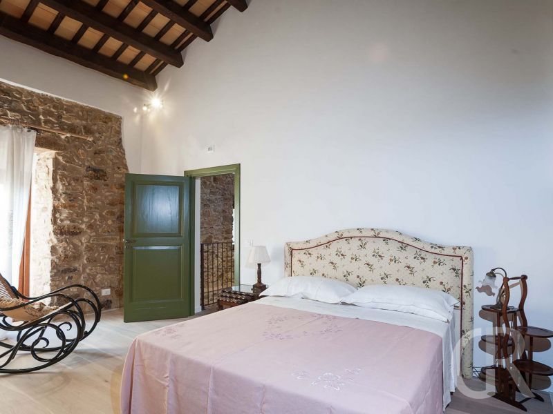 ferienvilla-marietta-schlafzimmer.jpg