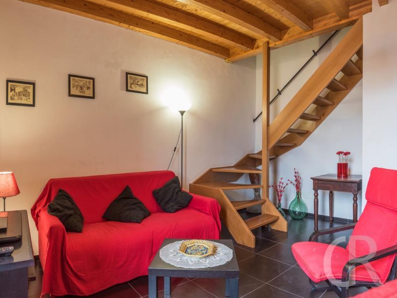 ferienwohnung-agamennone-wohnraum.jpg