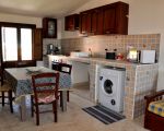 ferienwohnung-corrado-blick-in-die-wohnkueche.JPG