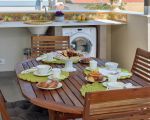 ferienwohnung-decezio-gemuetlicher-essplatz-auf-der-terrasse.jpg